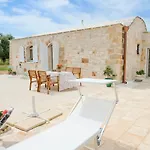 Trullo Delori With Infinity Pool