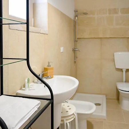 Trullo Delori With Infinity Pool Вилла Villa Castelli