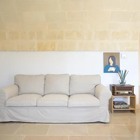 Trullo Delori With Infinity Pool Вилла *